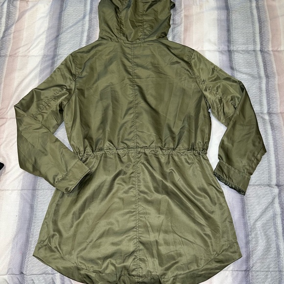 Green lightweight jacket - Picture 4 of 6